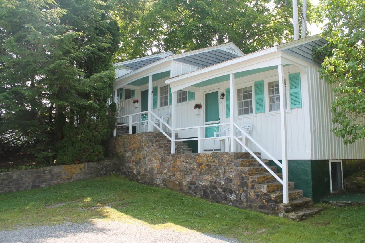 Mid-Town Motel Boothbay Harbor Exterior photo
